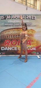 Happy Dance a Roma Dance League