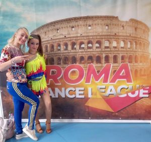 Happy Dance a Roma Dance League
